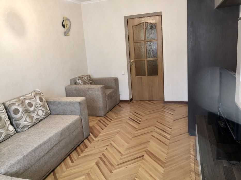 Оренда 2-к квартири на вул. Симона Петлюри Киев - изображение 2