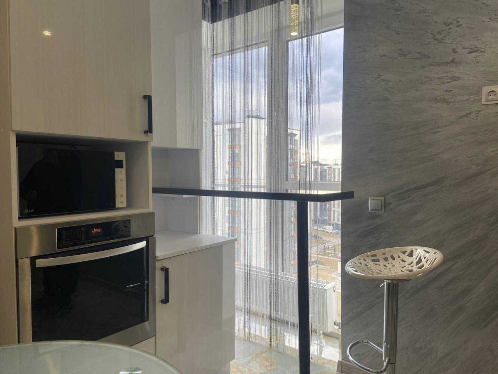 Простора 2-кімнатна квартира в центрі Івано-Франківська! Ивано-Франковск - изображение 1