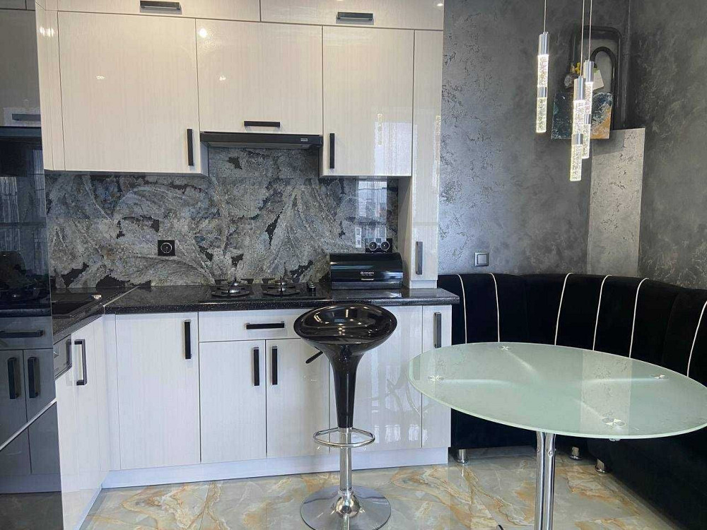 Простора 2-кімнатна квартира в центрі Івано-Франківська! Ивано-Франковск - изображение 3