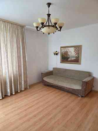 Продам свою 1 кімнатну квартиру на Осокорках Киев