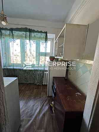 Продаж 2 к. квартири, вул. Героїв оборони у Голосіївському районі Киев