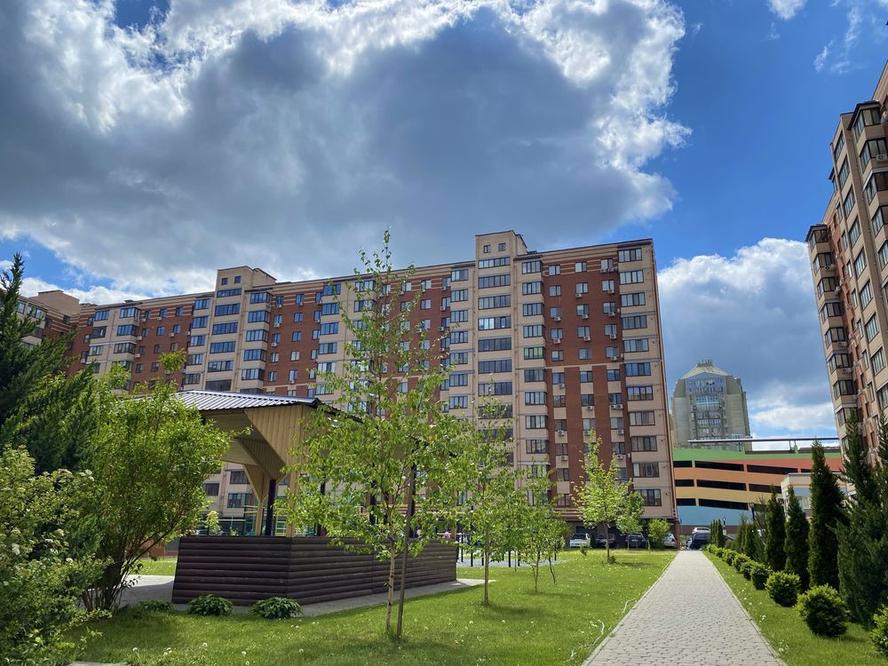 Редкое предложение 2 ком.кв. 70 кв.м. ЖК Днепровская Брама Слобожанское - изображение 1