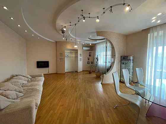 Продам 3к квартиру в центрі Дніпра Днепр