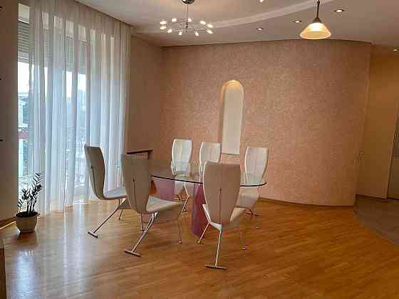 Продам 3к квартиру в центрі Дніпра Днепр