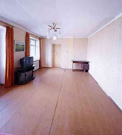 Без комисии риелтору продам 2 ком квартиру с красивым видом на город Днепр