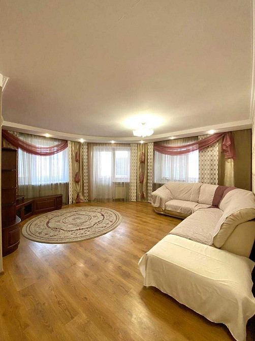 Продаж трикімнатної квартири, центр, індивідуальне опалення Полтава - зображення 1