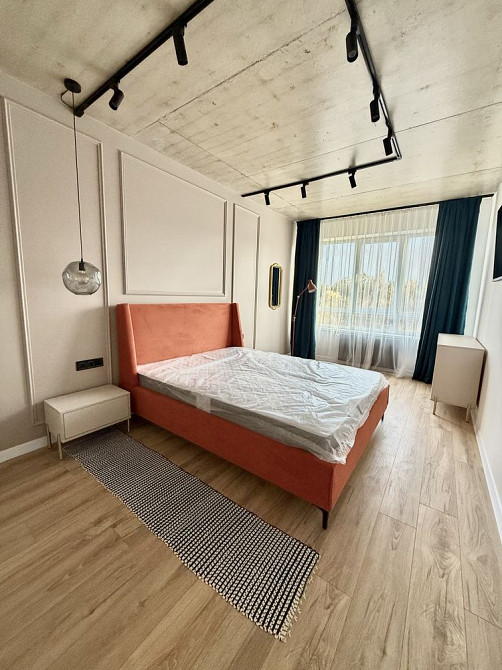 Простора квартира з меблями і технікою в новобудові Львів - зображення 1