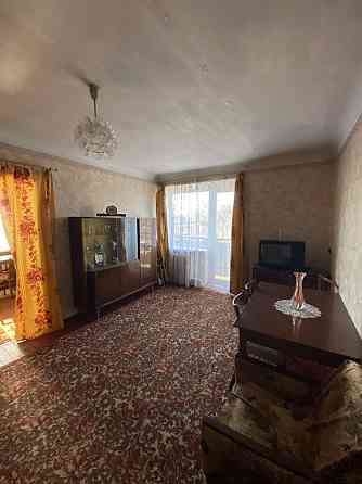 Продаю квартиру на поселке Горький 