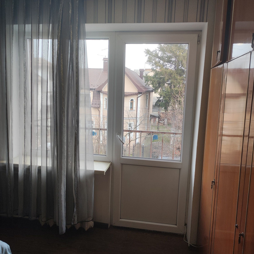 Продаж 1кн, на Чехова. Черновцы - изображение 4