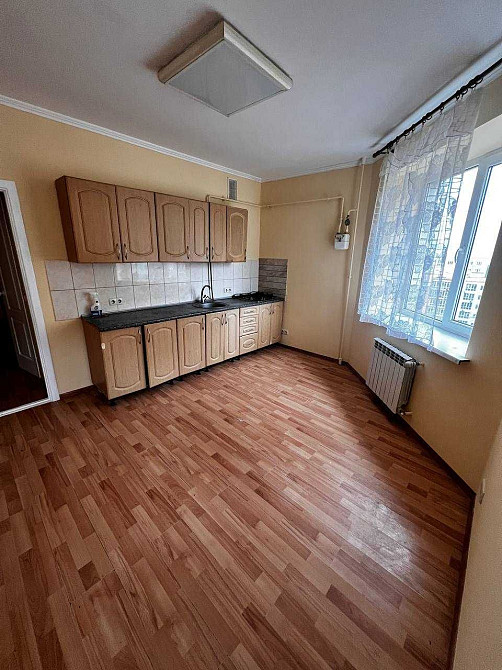 Продам 3к в центрі міста.Поруч Версаль парку Ірпінь - зображення 2