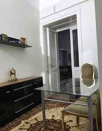 Продаж 2к квартири в центрі, з видом на оперний Львів