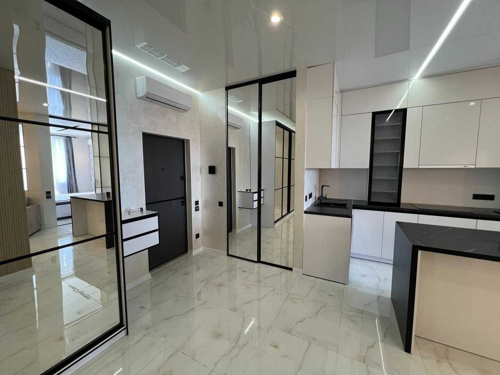 Квартира 70м2/Ремонт/р-н Новопеч. липки/Панорамний Вид/ Без Комісії Киев - изображение 1