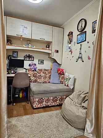 Продам 1-кімнатну квартиру, вул. Н. Алексєєнко Днепр