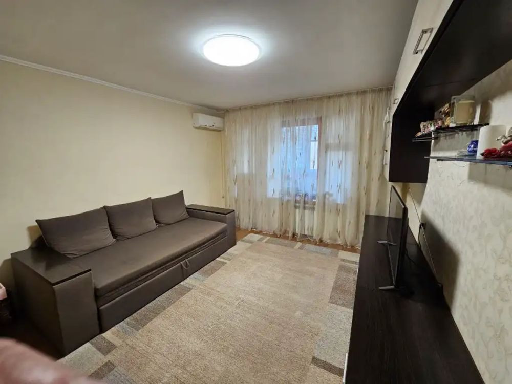 Продам 1-кімнатну квартиру, вул. Н. Алексєєнко Днепр - изображение 1