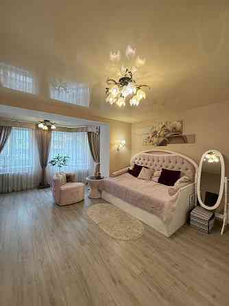 2-комнатная квартира с евроремонтом и техникой! Одесса