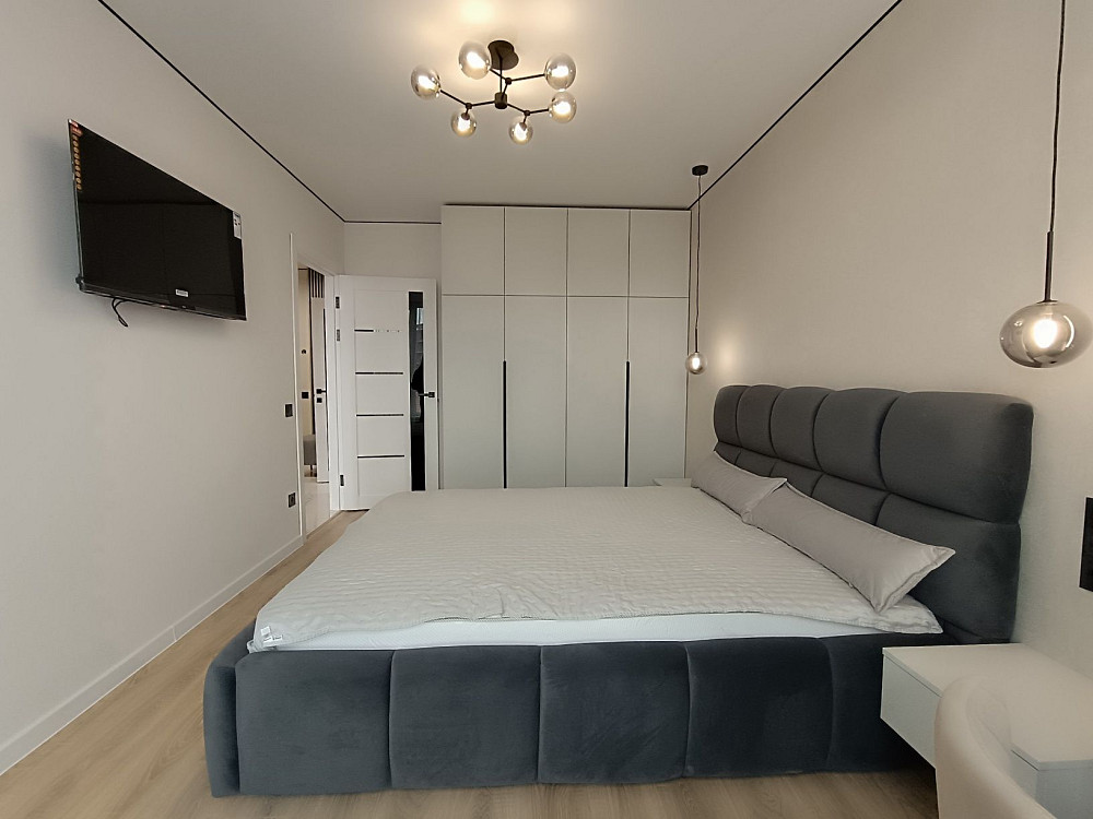 Центр ЖК Фемелі Плаза простора 2к Ивано-Франковск - изображение 7