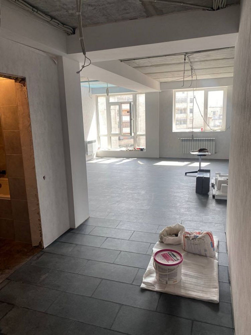 Двокімнатна , кухня- студія. Плаза. МЖК таврический Херсон - зображення 3