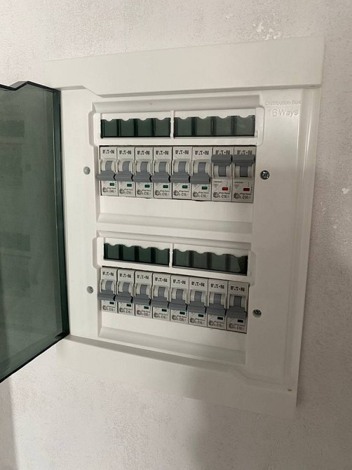 Двокімнатна , кухня- студія. Плаза. МЖК таврический Херсон - зображення 8