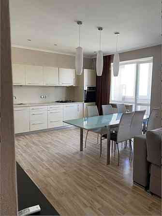 проспект Шевченко, 115 метров,дом красный кирпич. Торг! Одесса