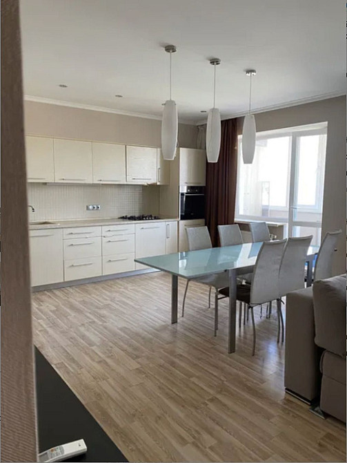 проспект Шевченко, 115 метров,дом красный кирпич. Торг! Одесса - изображение 1