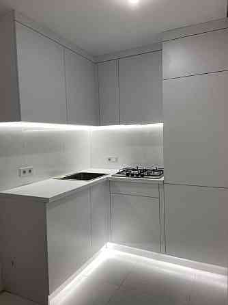 Срочно продам 2-х ком кв. Академика Королева/Таирово Одесса