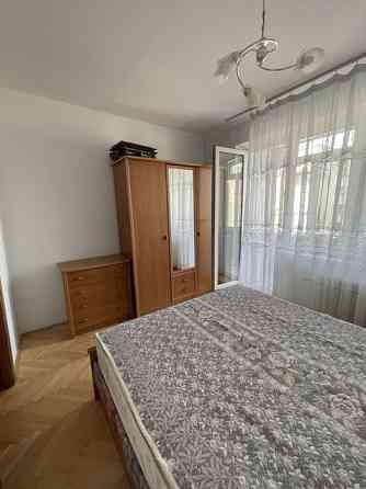 Продам 3-х кімнатну квартиру вул.Кавалерідзе Львів