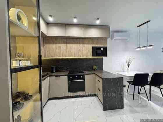 Продаж 1 кімнатної квартири-студія Parus City Premiun Львів Львів