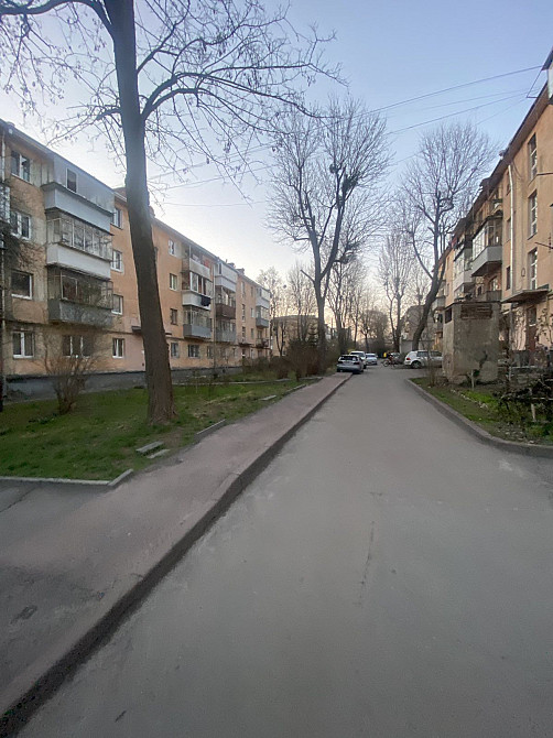 3 кім квартира по вул Дністерська Львов - изображение 1
