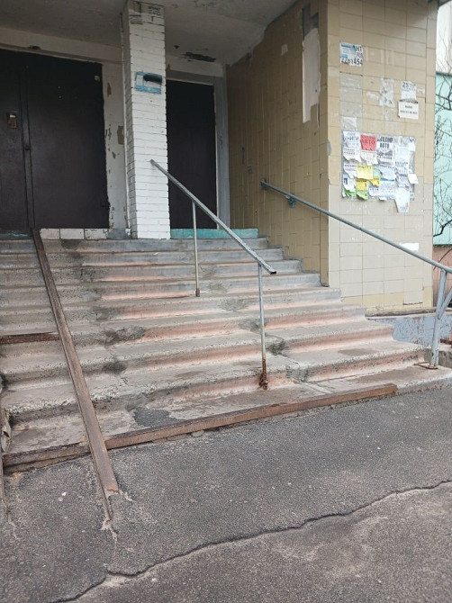 Продам однокімнатну Троєщина Киев - изображение 2