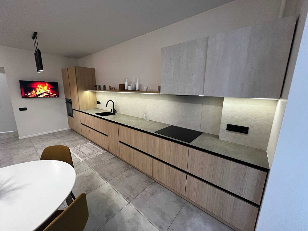 Продається трикімнатна квартира з якісним ремонтом, меблями і технікою Ивано-Франковск - изображение 3