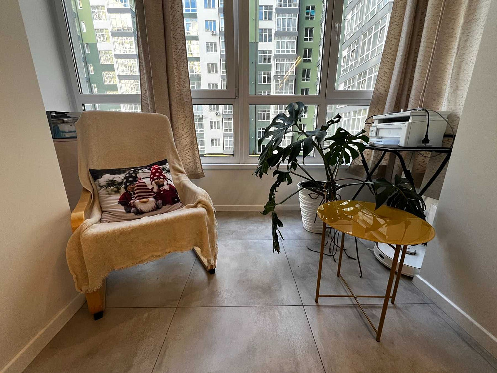 Продається трикімнатна квартира з якісним ремонтом, меблями і технікою Ивано-Франковск - изображение 4