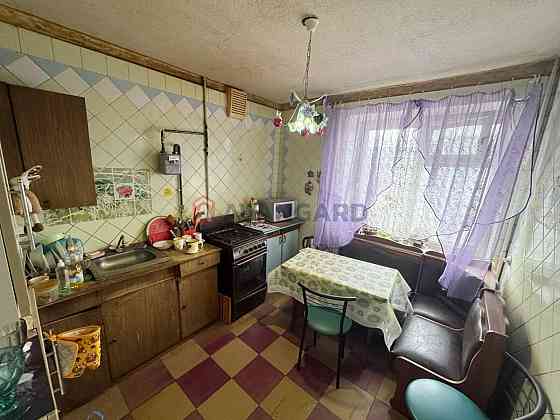 4к.кв (81м.кв) Солнечный.Кирпич.Не угловая.Комн.раздельные 580$/м.кв Днепр