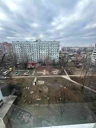 4к.кв (81м.кв) Солнечный.Кирпич.Не угловая.Комн.раздельные 580$/м.кв Днепр