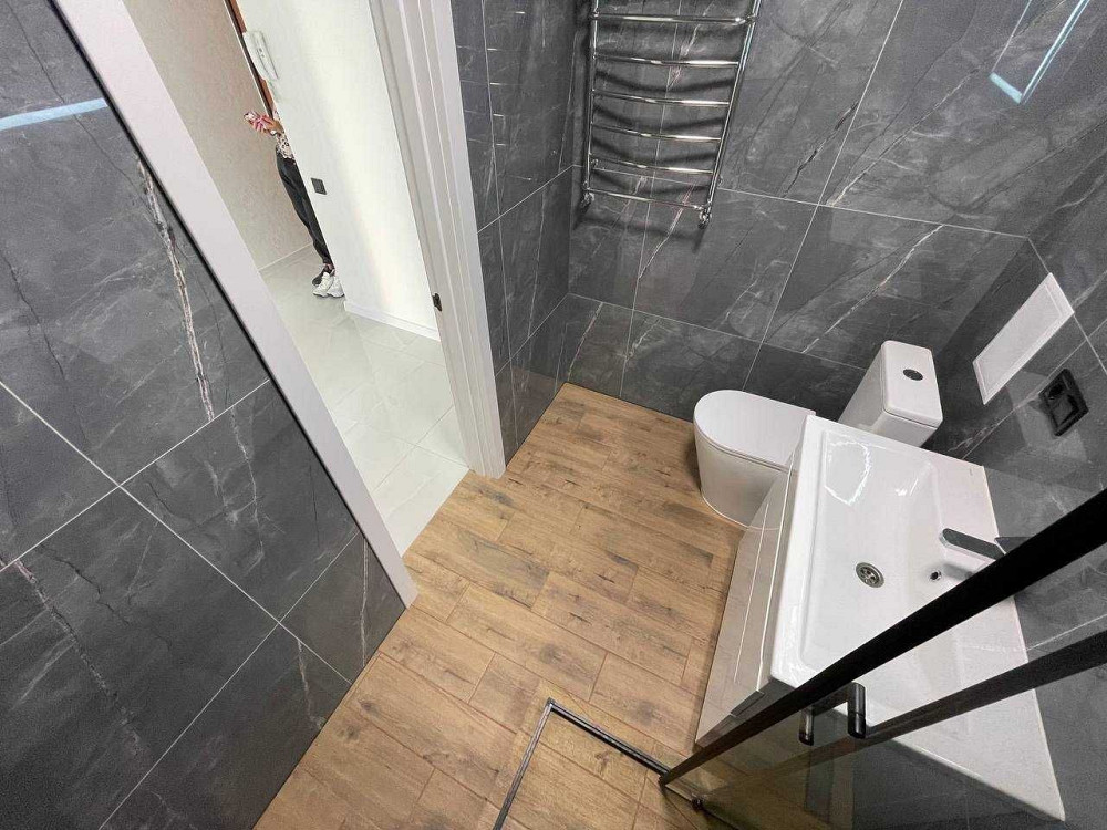 Продам дво кімнатну квартиру у новобудові із ремонтом Власник Ивано-Франковск - изображение 3