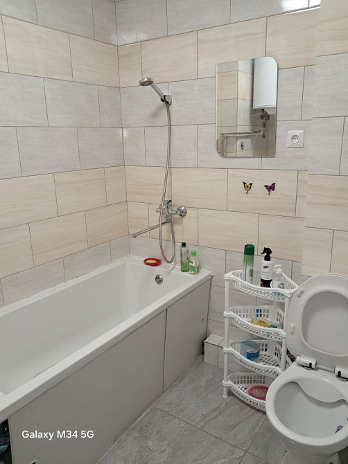 Продам квартиру с новым ремонтом 173 квартал 2 этаж не угловая Кривой Рог - изображение 4