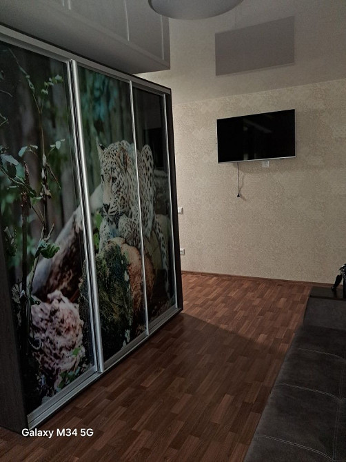 Продам квартиру с новым ремонтом 173 квартал 2 этаж не угловая Кривой Рог - изображение 2