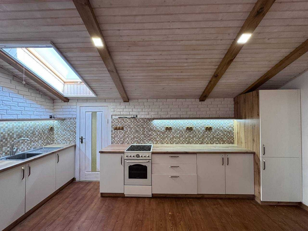 Вигідна пропозиція! Продаж затишної квартири-мансарди ЦЕНТР Ивано-Франковск - изображение 2