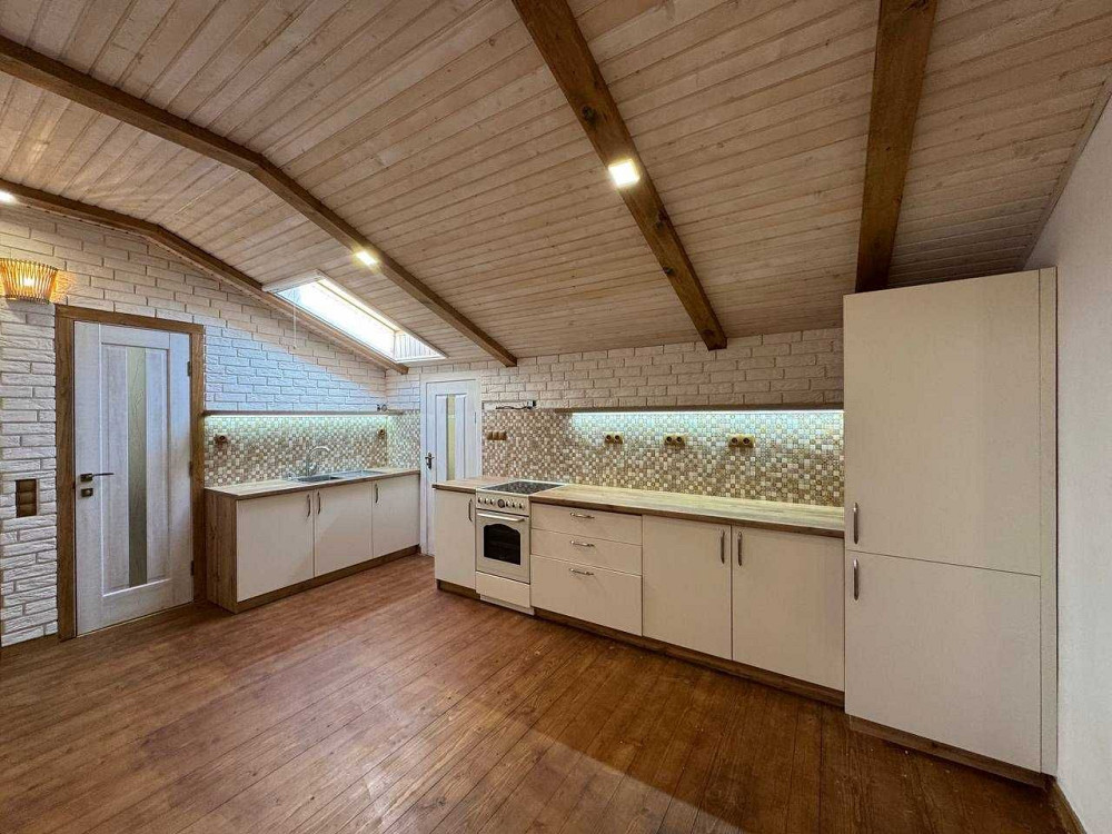 Вигідна пропозиція! Продаж затишної квартири-мансарди ЦЕНТР Ивано-Франковск - изображение 3