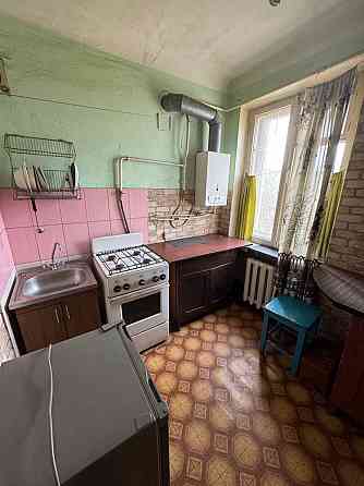 Продам ул. Караваева, 1 комнатную бюджетную квартиру. Днепр