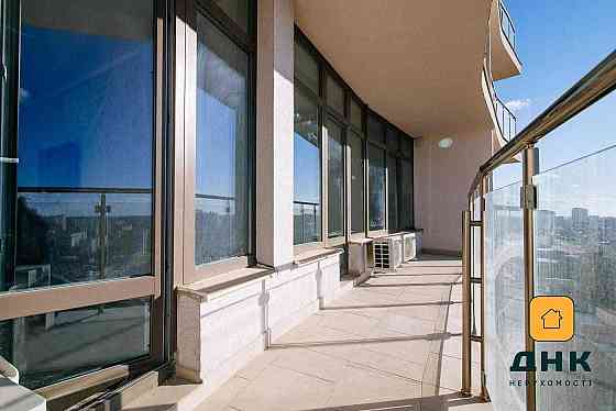 Терраса, замечательный вид на Генуэзскую, 2-ком, 65 кв.м, 36 Жемчужина Одесса