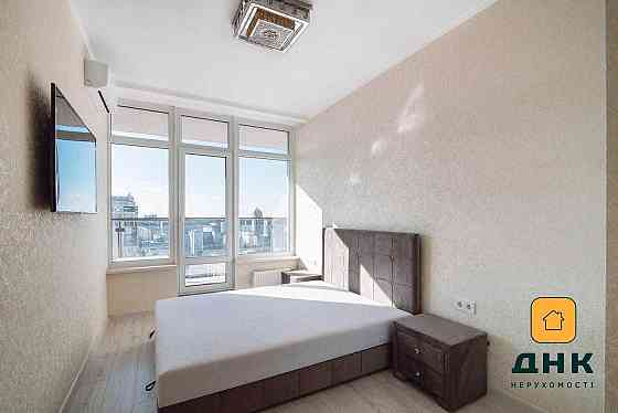 Терраса, замечательный вид на Генуэзскую, 2-ком, 65 кв.м, 36 Жемчужина Одесса