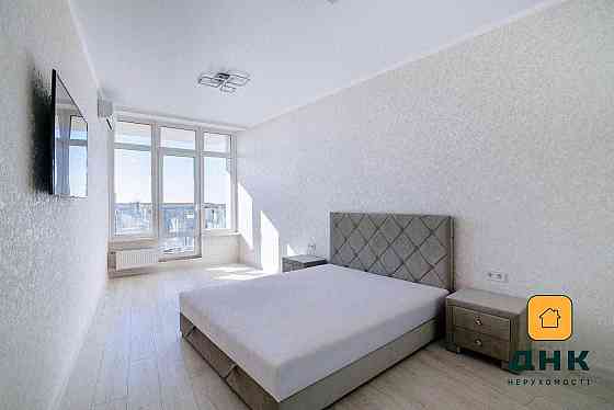 Терраса, замечательный вид на Генуэзскую, 2-ком, 65 кв.м, 36 Жемчужина Одесса