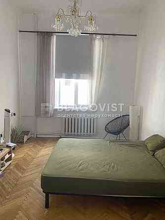 Продам 1 к. Хмельницького Богдана 50. Центр. Киев