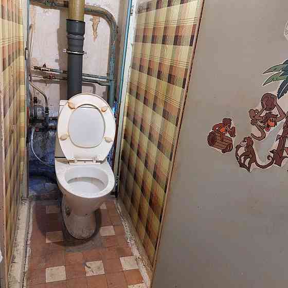 1 км. квартира Рокоссовського 6Б Киев