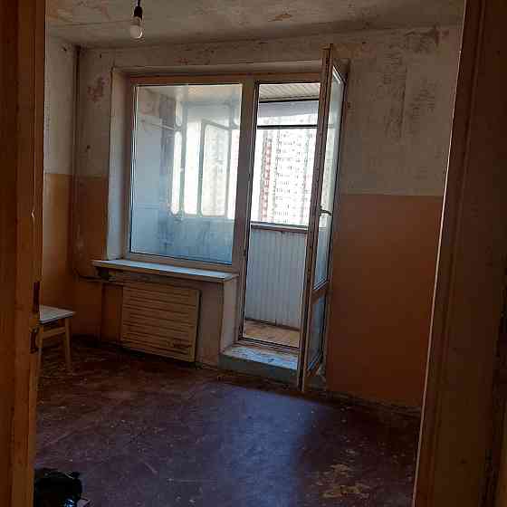 1 км. квартира Рокоссовського 6Б Киев