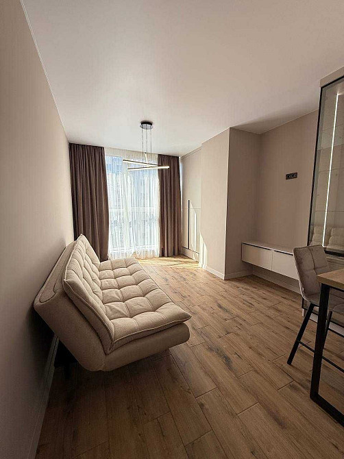 простора 1 кім. квартира з сучасним ремонтом біля парку Шевченка Ивано-Франковск - изображение 5