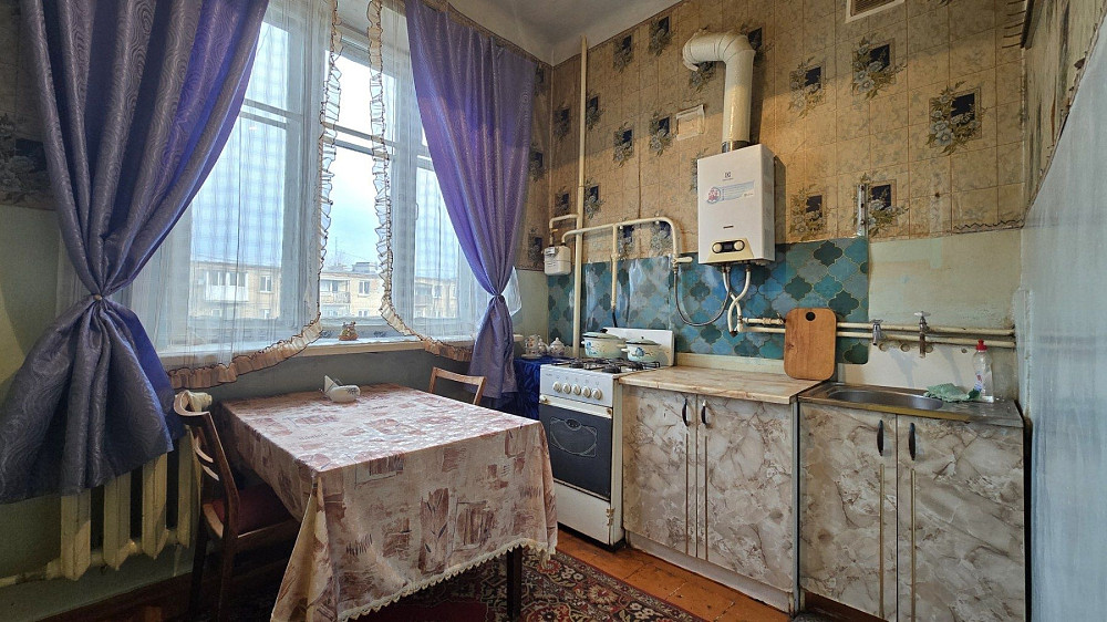 Продам 1 кв."сталинка "ул. Сичеславская (КРЭС) Кривой Рог - изображение 1