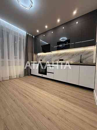 2 кімнатна квартира  в " Перлинному містечку" з ремонтом Одесса