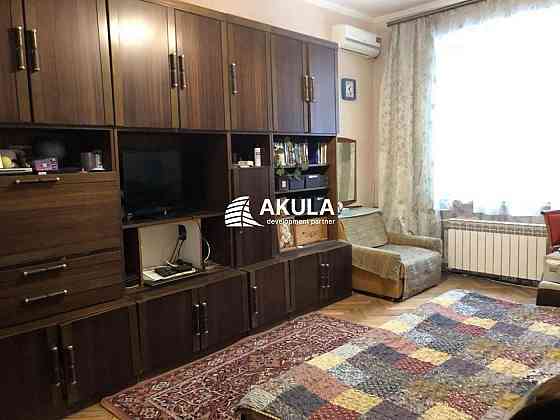 2кв. 51кв.м сталінка Солом'янський Іскрівська / Дудаєва, 5 Киев