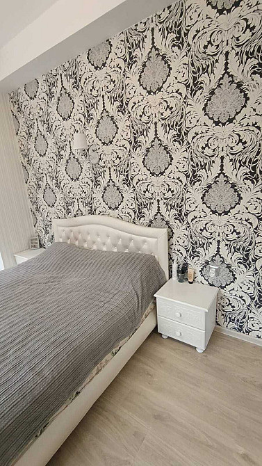 Продам 3-х комнатную в центре Кам`янське (Запорізька обл.) - зображення 2